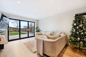 Photo 14- click for photo gallery